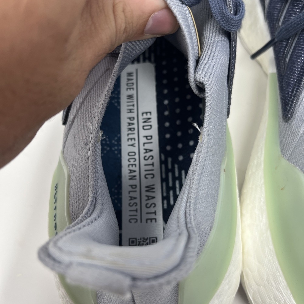 Adidas UltraBoost 22 Halo Silver/Shadow Navy/Linen Green GX9158 Men Sz 11.5 - Picture 6 of 12